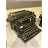 Image 2 : ANTIQUE UNDERWOOD STANDARD TYPEWRITER NO 5