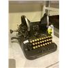 Image 1 : ANTIQUE THE OLIVER NO 5 TYPEWRITER