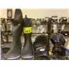 Image 2 : ASSORTED ITEMS INCLUDING; VOLLEY BALL, SOCCER BALL, BOXING GLOVES, HELMET, RUBBER BOOTS & MORE