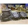 Image 2 : 18 NUOVA CHAIRS (SOME DAMAGED)