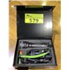 Image 2 : SUPFIRE F9 LED FLASHLIGHT