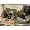 Image 2 : ASSORTED ITEMS INCLUDING; VINTAGE DRINK DISPENSER, FOLDING BASKET & MORE