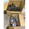 Image 2 : ASSORTED ITEMS INCLUDING; BRIDAL STRAPS, PAINTERS BOARD & MORE