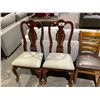 Image 2 : 2 DINING CHAIRS