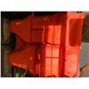 Image 2 : LIFE VEST, CAMOUFLAGES PAINTBELL VEST & CAMOUFLAGES BACK PACK