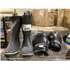 Image 2 : ASSORTED ITEMS INCLUDING; 2 PAIRS OF BOXING GLOVES, PAIR OF RUBBER BOOTS, SKATEBOARD HELMET & 2