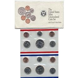 1992 US Coin Original Mint Set GEM Potential (COI-2392)