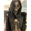 Image 2 : UW2 - Halloween Grim reaper skeleton set dec in black Cloat display