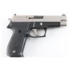 Image 2 : Sig Sauer P226 9mm SN U622088