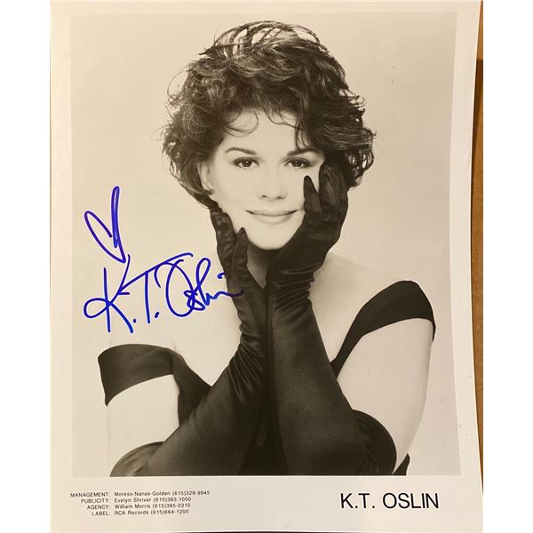 K.T. Oslin signed photo