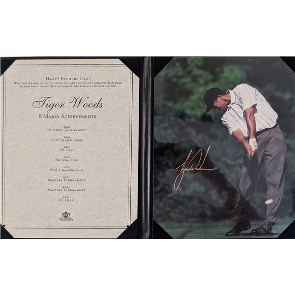 Tiger Woods Photo with Gold Ink Facsimile Autograph