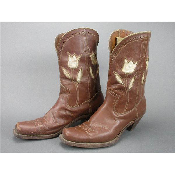 Brown Tulip Boots