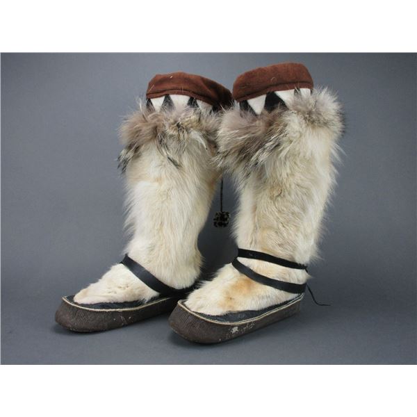 Marked Martin Victor Furs Mukluks- Genuine Alaskan Furs- 10.5"L- New Condition