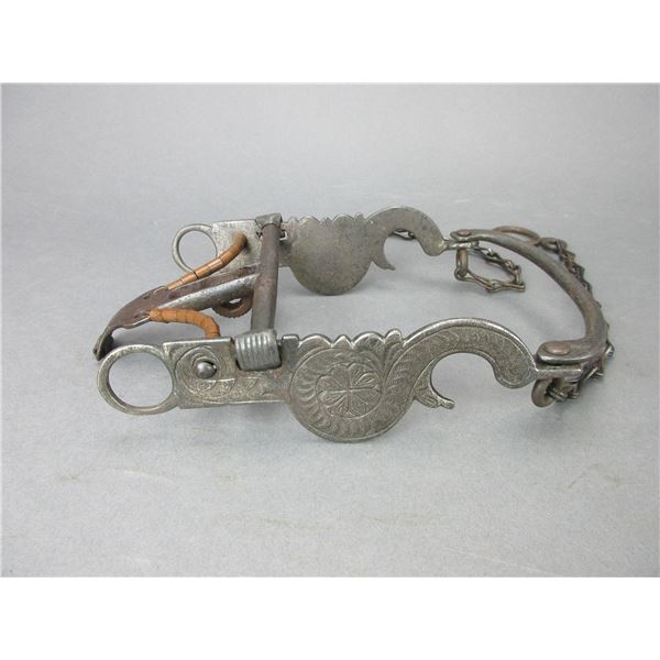 Unmarked Larios Chased Iron Bird Bit- Carmel Cheek- Spade Mouth- Slobber Bar- Rein Chains- Good Cond