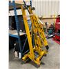 Image 1 : PERFORMANCE TOOLS YELLOW HYDRAULIC MOBILE INDUSTRIAL CHERRY PICKER