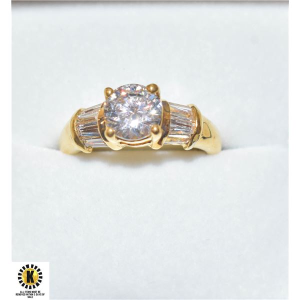 SIZE 6.5 GOLD TONE RING W./ UNKNOWN STONES