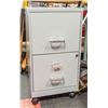 Image 1 : 2 DRAWER FILING CABINET ON WHEELS WITH KEY