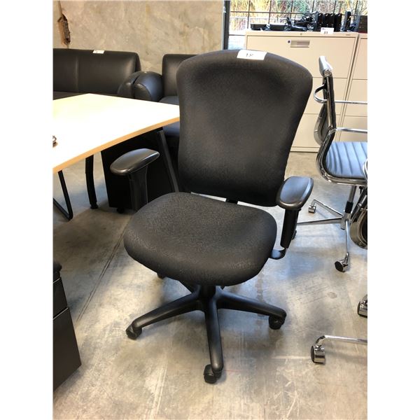 BLACK HIGH BACK MULTI-LEVER TASK CHAIR