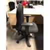 Image 2 : BLACK HIGH BACK MULTI-LEVER TASK CHAIR