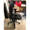 Image 2 : BLACK HIGH BACK MULTI-LEVER TASK CHAIR