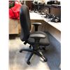 Image 2 : BLACK HIGH BACK MULTI-LEVER TASK CHAIR