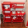 Image 2 : KIDS RED KITCHEN