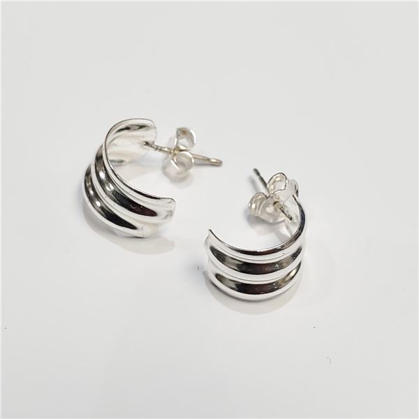 S100-63 SILVER EARRINGS