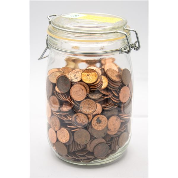 ESTATE MASON JAR FULL OF PENNIES INCLUDING