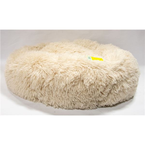 NEW SHAGGY DONUT SHAPED DOG BED