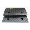 Image 1 : 2 HEAVY DUTY RUBBER 11CM MINI RAMP WITH ANCHOR