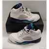 Image 1 : COLLECTIBLE NIKE AIR JORDAN 5 2013