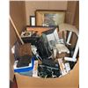 Image 1 : PALLET OF ESTATE ITEMS