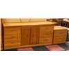 Image 1 : SOLID WOOD 2-PIECE BEDROOM SET INCL. QUEEN