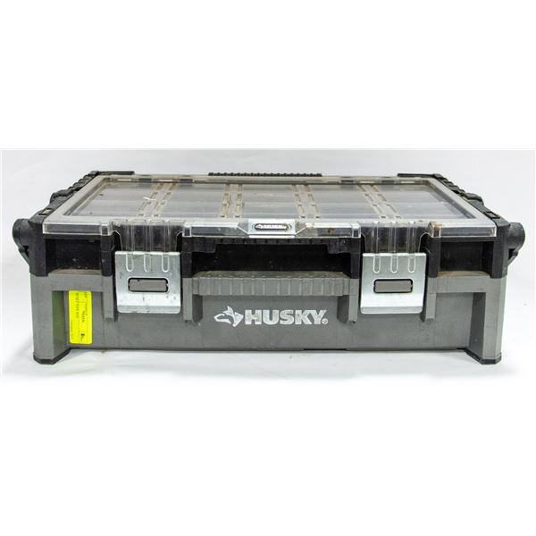 HUSKY TOOL BOX