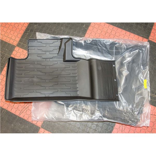 NEW HEAVY DUTY MAT SET FOR SUV / TRUCK