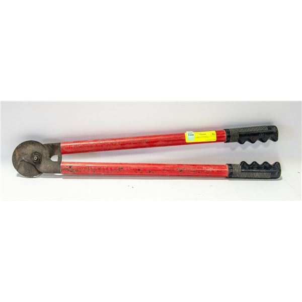 SET OF CABLE CUTTERS