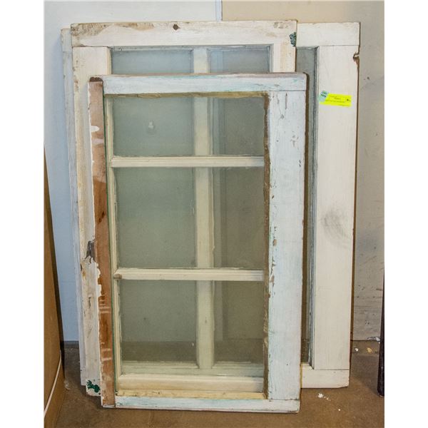 3 VINTAGE WINDOWS - 18  X 31 , 19  X 35 , 25.5  X