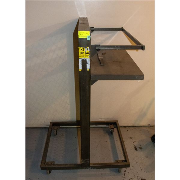 UTILITY RACK ON CASTERS /W SHELF AND SHELF SUPPORT