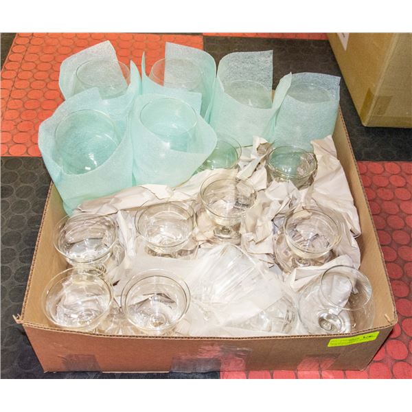 BOX WITH 6 GLASS WATER GOBLETS, SET OF