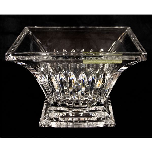 DECORATIVE CRYSTAL SQUARE BOWL