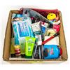 Image 1 : BOX WITH NEW PRODUCTS INCL. WETWIPES, HAND