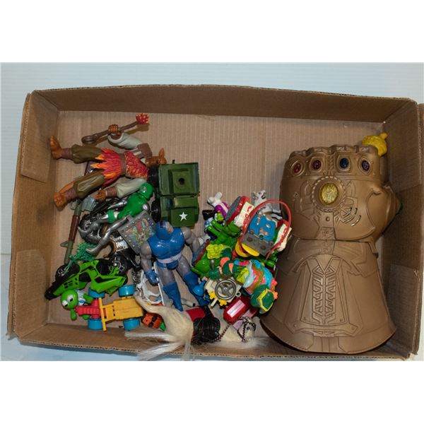 VINTAGE TOY LOT