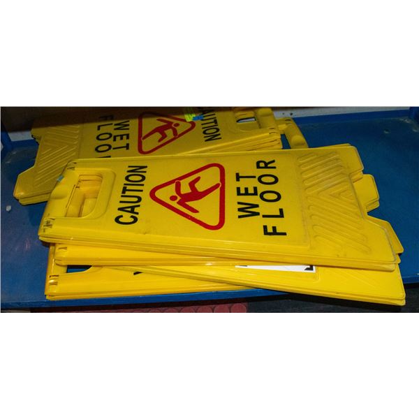 LOT OF 7 WET FLOOR SIGNS