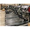 Image 2 : LIFE FITNESS 9100 FLEXDECK COMMERCIAL 120V ELECTRIC TREADMILL WITH DIGITAL DISPLAY