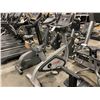 Image 2 : STAR TRAC PUB COMMERCIAL UPRIGHT EXERCISE BIKE WITH DIGITAL DISPLAY