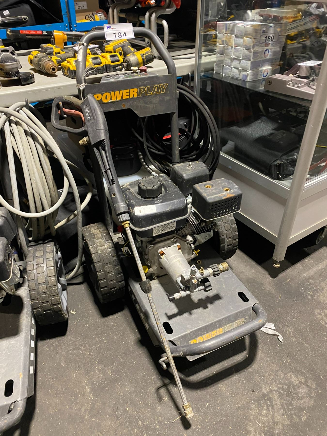 POWERPLAY GAS POWERED BRIGGS CR950 PRESSURE WASHER WITH WAND & HOSE