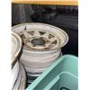 Image 2 : 6 STEEL 6 BOLT TRAILER TIRE RIMS