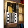 Image 1 : V block.