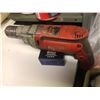 Image 1 : Milwaukee 3/8 drills