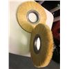 Image 1 : 6" x 1/2" brushes